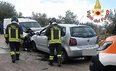 Nicosia, frontale sulla SP 18: tre feriti, una persona trasferita in elisoccorso