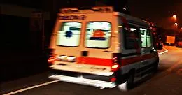 Adrano, esce fuori strada e fa un "volo" di trenta metri: miracolosamente salvata