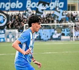 Il Gela calcio torna dalla Calabria con le ossa spaccate: terza sconfitta consecutiva in trasferta