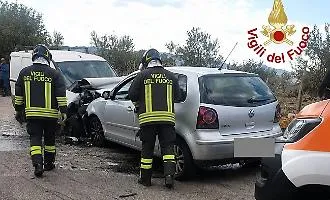 Nicosia, frontale sulla SP 18: tre feriti, una persona trasferita in elisoccorso