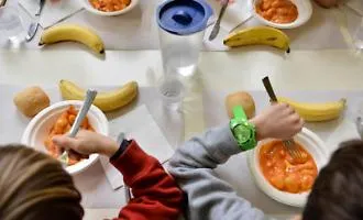 Mensa scolastica al palo a Piazza Armerina, scoppia il caso politico: "Servizio essenziale ancora assente"