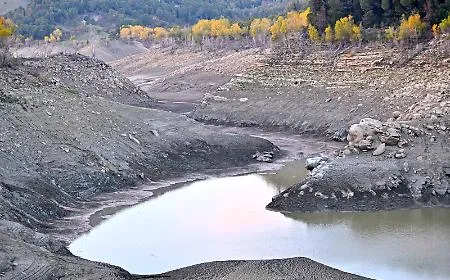 Emergenza diga Ancipa, l'allarme del Movimento per la Difesa dei Territori: "Riserva al limite, autonomia per soli 8 mesi"
