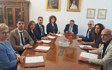 La manina di Crisafulli sulla giunta di Enna si fa sentire: ecco i primi spostamenti