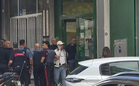 Piazza Armerina, tentata rapina in pieno giorno alla banca Intesa San Paolo: sul posto i carabinieri