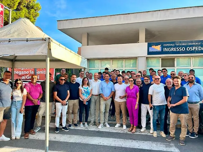 Gela calcio in campo per la sanit&agrave;: 6.000 firme e appello ad Asp e Regione
