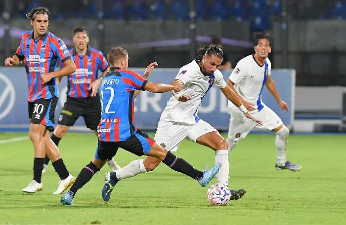 Catania, vergogna senza fine: 3-0 e fuori dalla Coppa senza dignit&agrave;. Cori contro Pelligra e Grella