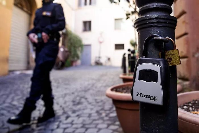 Pogliese: &laquo;No alle restrizioni Ue sugli affitti brevi, la propriet&agrave; privata va difesa&raquo;