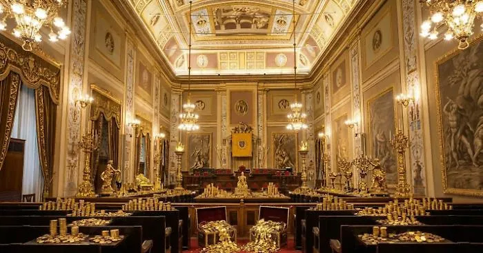 Ex province: l'Assemblea regionale siciliana dice &laquo;s&igrave;&raquo; agli stipendi d&rsquo;oro
