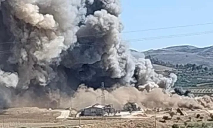 Piazza Armerina, devastante incendio in contrada Colla: distrutto allevamento intensivo, strage di 300mila volatili